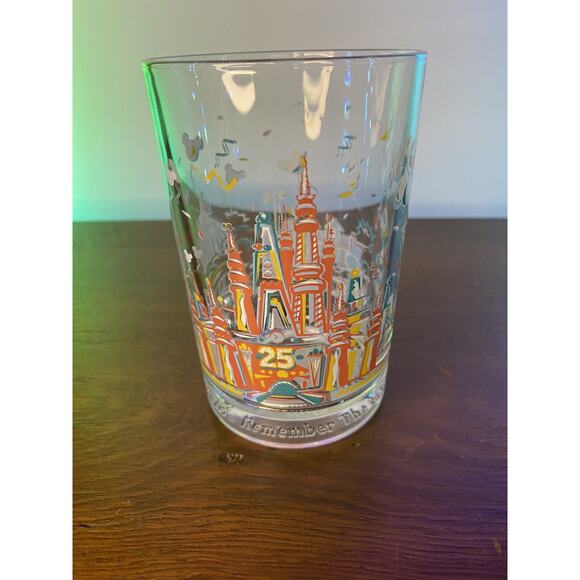 McDonald’s Disney World 25th Anniversary “Remember the Magic” Donald Duck Glass - Picture 1 of 5